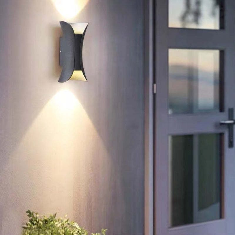 Stylish LED Wall Lamp for Outdoor - Modern and Waterproof | Stornfield
