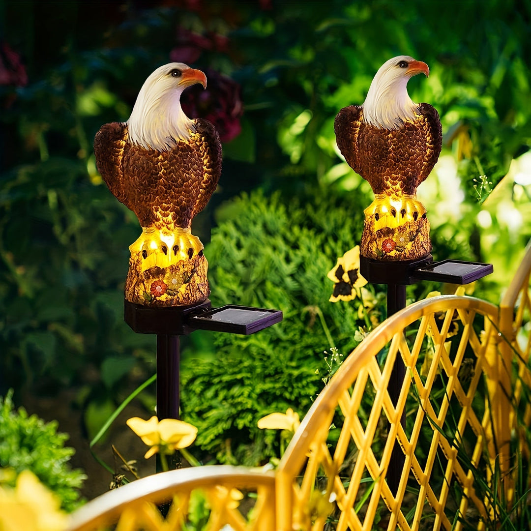 SolarGlow Eagle - Stylish Solar Lamp for Garden Lighting | Stornfield