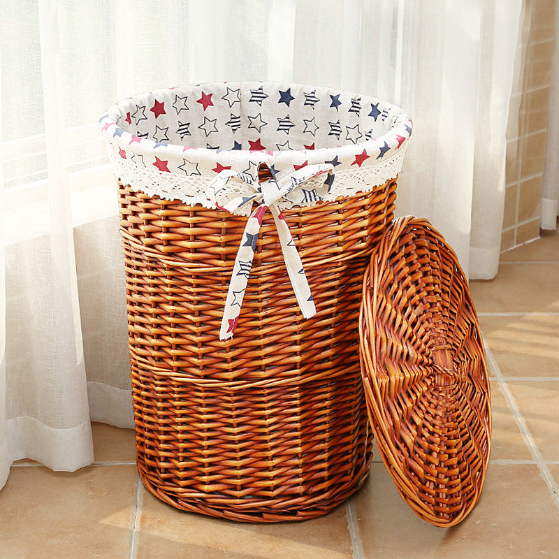 Women's laundry basket with decorative fabric lining and practical carrying handle Stornfield