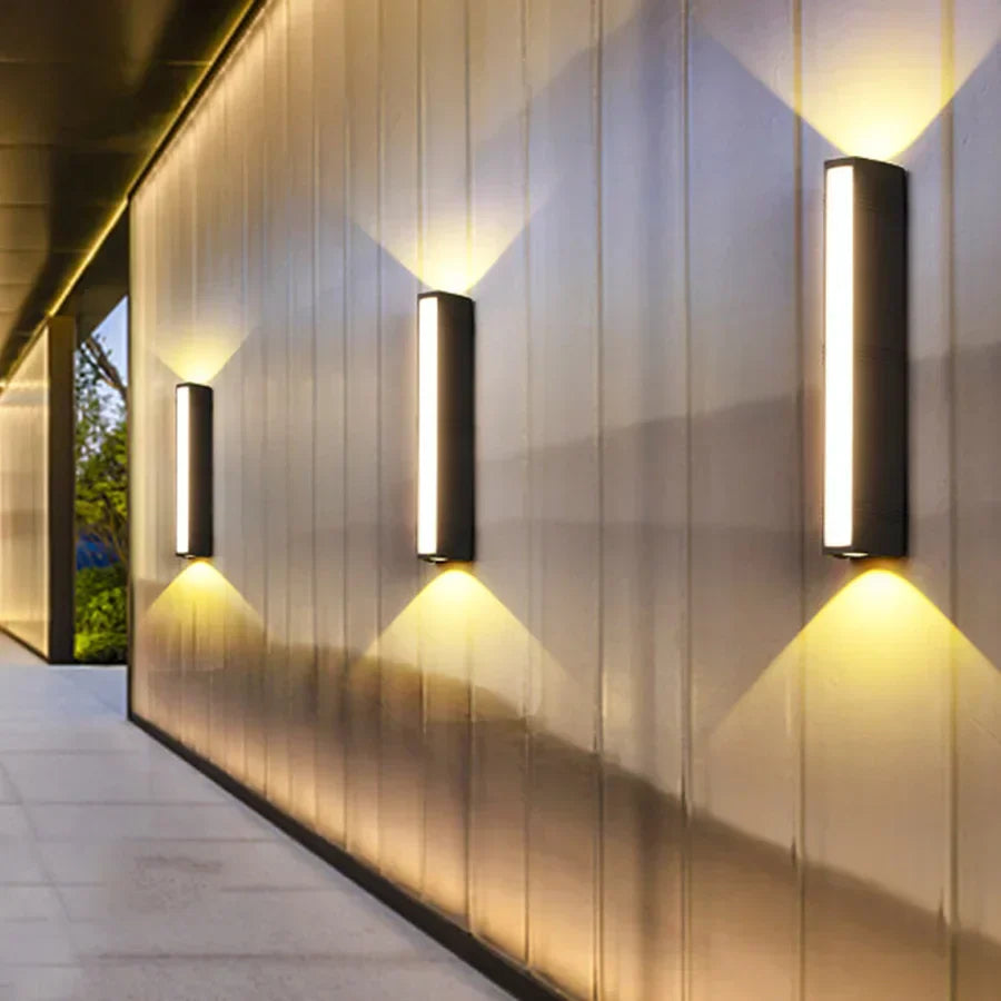 Stylish LED outdoor wall lamp | Stornfield