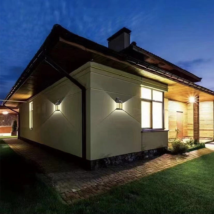 Solar Wolfram Wall Light | Stornfield