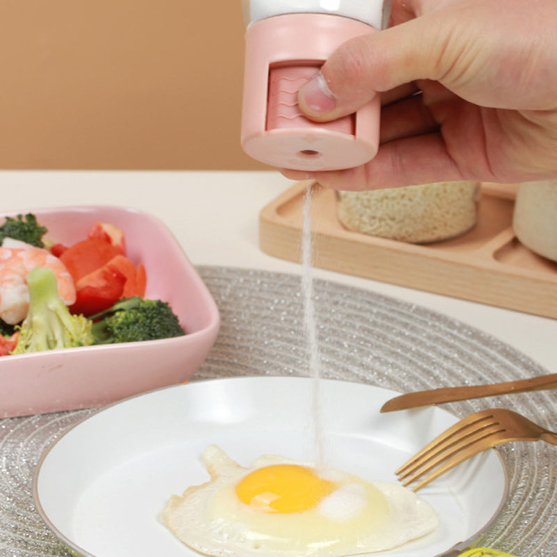 Salt and pepper shaker Precise quantitative press type | Stornfield