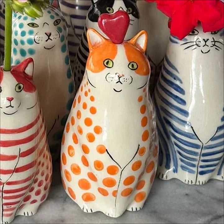 Stornfield | Dotted Cat Vase