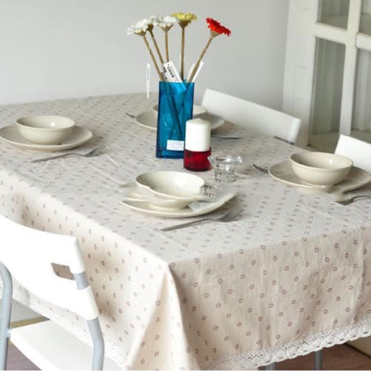 Stornfield | Daisy Print Cotton Linen Tablecloth