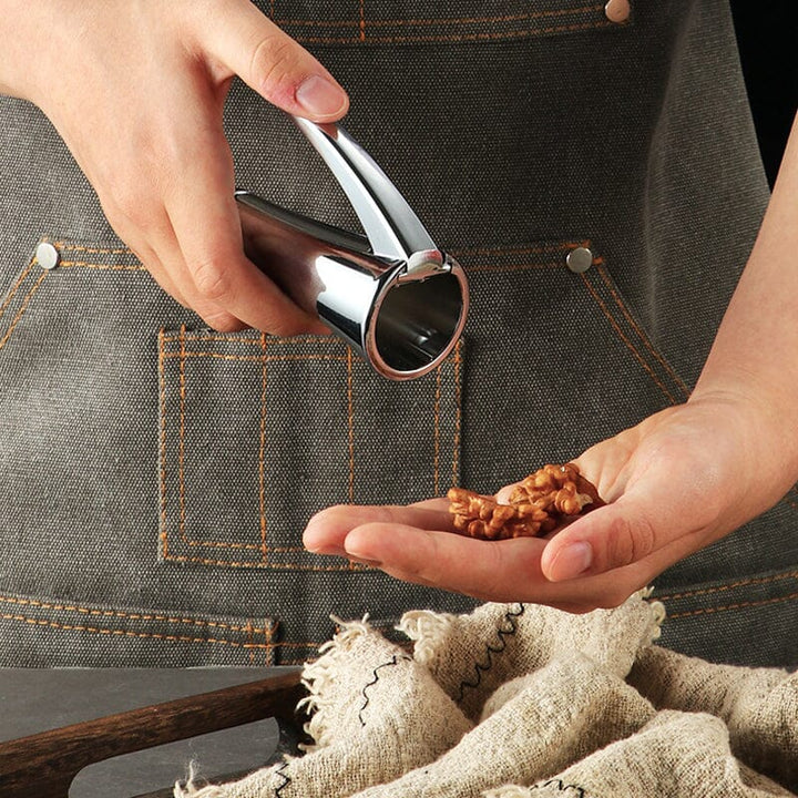 Zinc alloy walnut shell tool | Stornfield