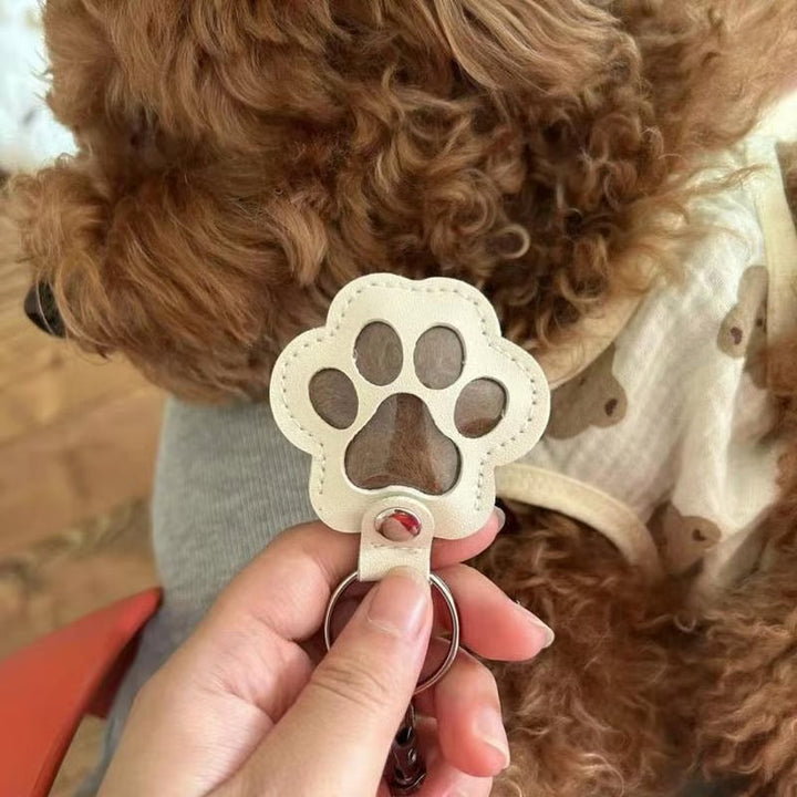 PawMemorie keychain – memorial pendant with paw print and inner compartment | Stornfield