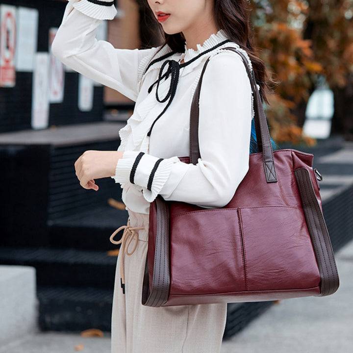 Women's tote bag made of soft leather with large capacity | Stornfield