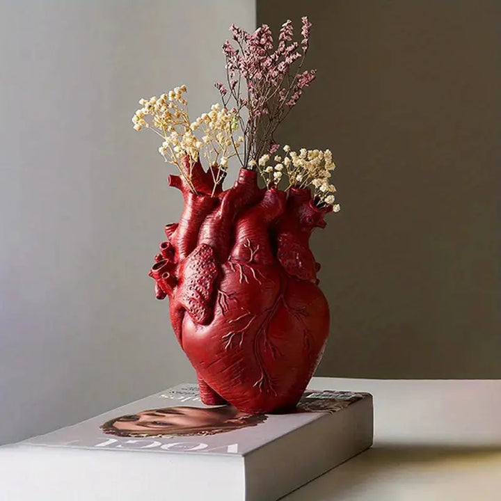 Stornfield | Dorsø - Heart-shaped Ceramic Vase