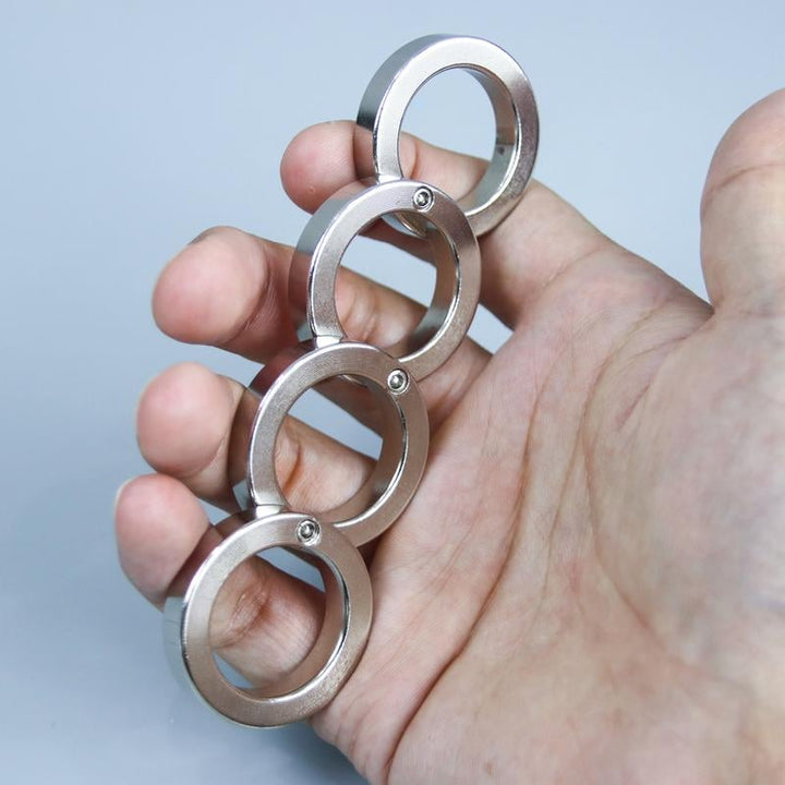 Stornfield | Folding Four-Finger Trigger Ring