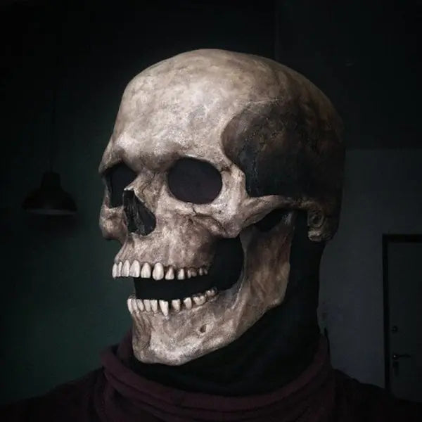 Stornfield | PhantomSkull — Conquer every party with a terrifying, lifelike presence that captivates all eyes!