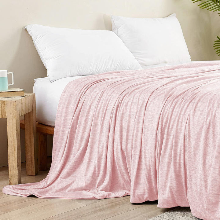 Light Pink Cooling Blanket –  3.0, Q-Max>0.5, Multi-Size Options | Stornfield