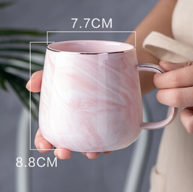 Elegant Marble Ceramic Mug with Golden Accents for Daily Use | Stornfield