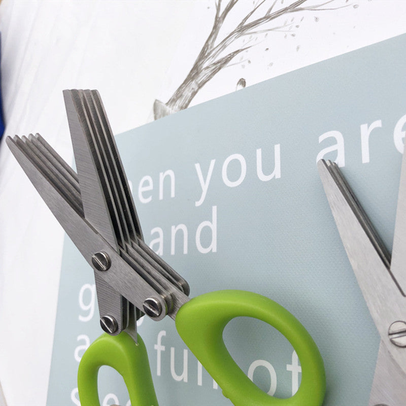 Multifunctional stainless steel kitchen scissors. | Stornfield