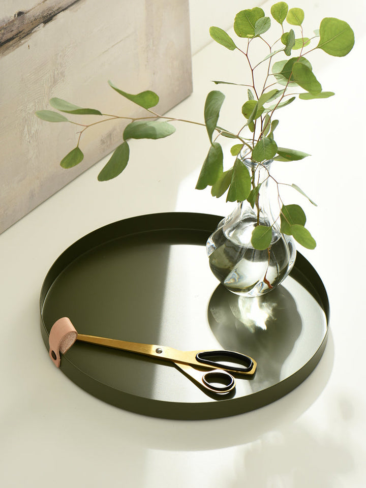 Stornfield | Nordic Style Wrought Iron Round Tray with Leather Handle Color Storage Plate Water Glass Plate Home Decoration