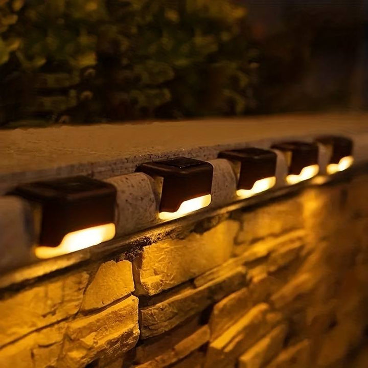 Akkuloses Solar LED Wall Lights for Improved Garden Atmosphere | Stornfield