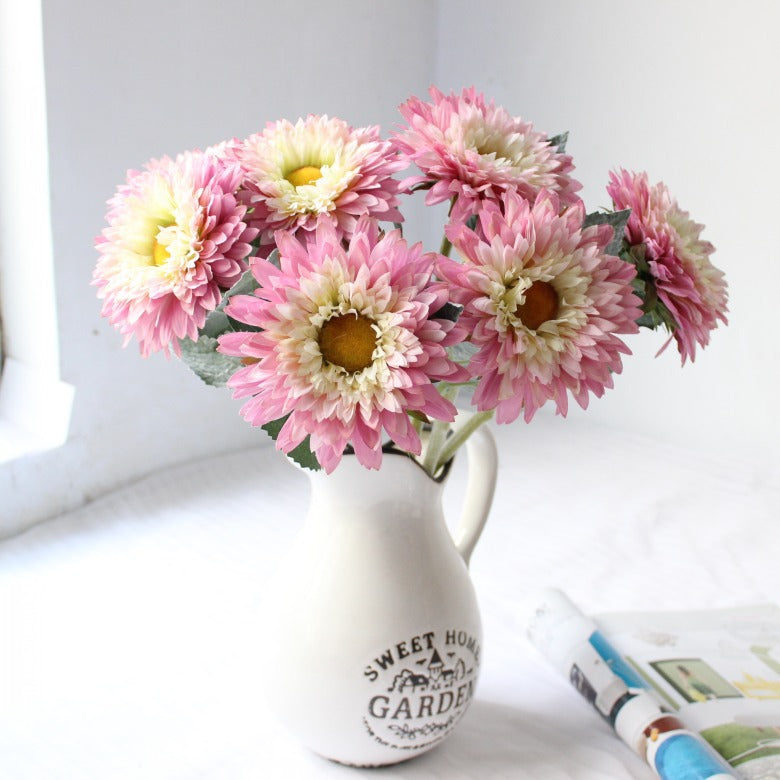 Lifelike Daisy Stem