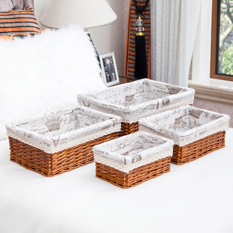 Women storage basket with checkered lining and romantic lace decoration Stornfield