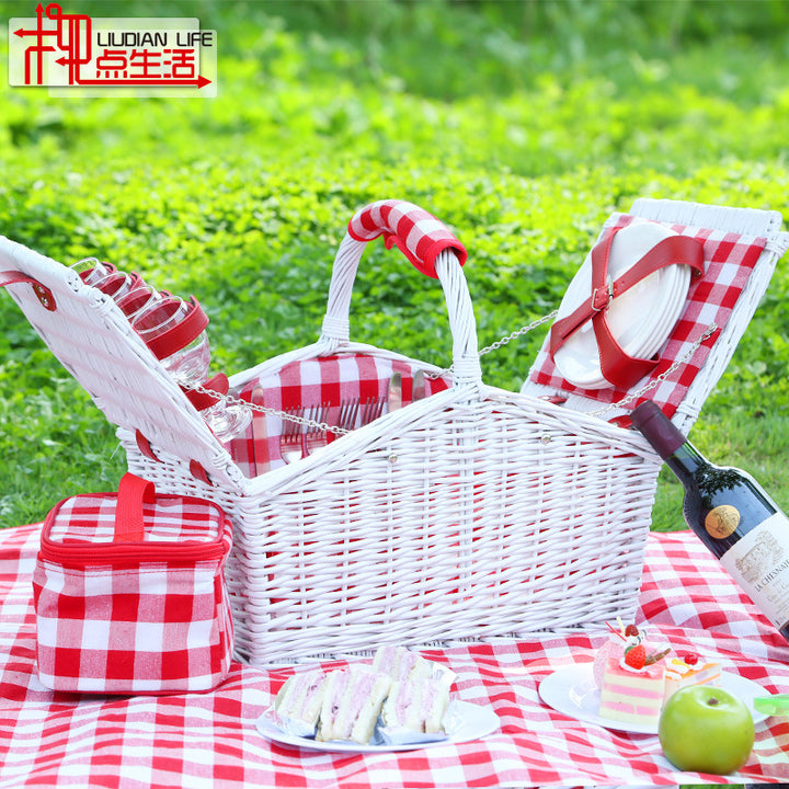 Women's Classic Picnic Basket with Integrated Dish Set Stornfield