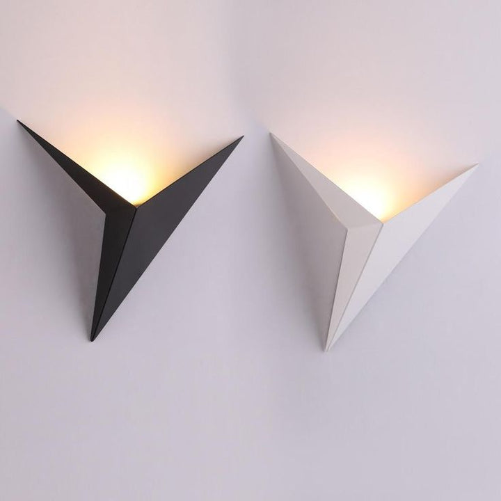Modern Triangular Wall Lamp - TrigoLux | Stornfield