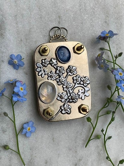Stornfield | Mini Flower Press | Compact Botanical Keepsake Maker | Portable Craft Tool