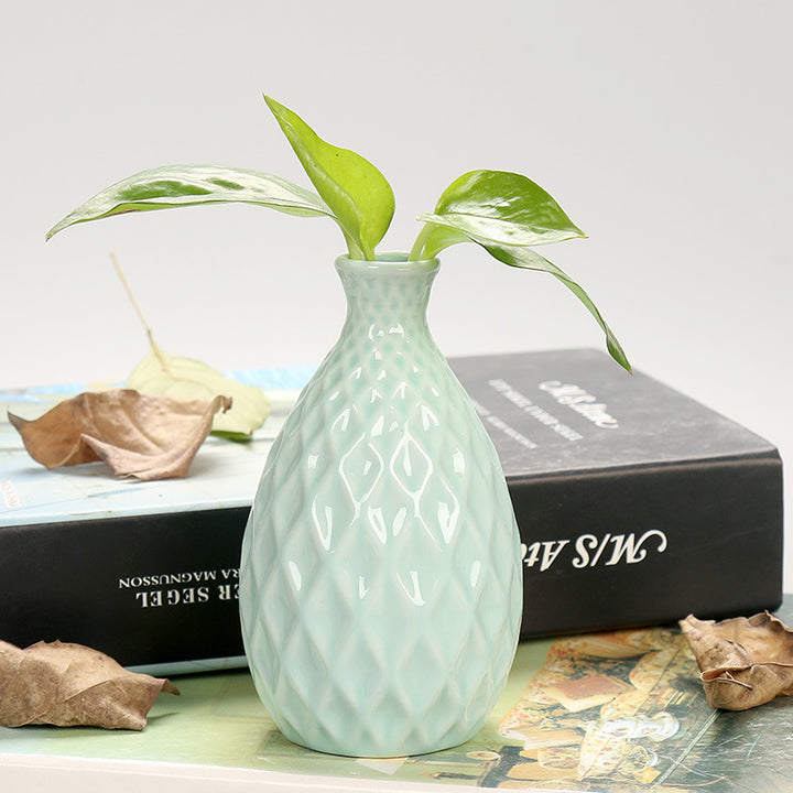 Decorative Textured Ceramic Flower Vase Stornfeild