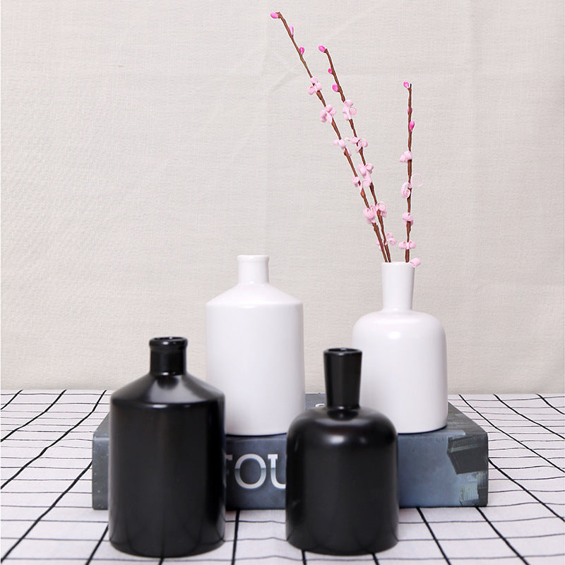 Modern Ceramic Flower Vase Stornfeild