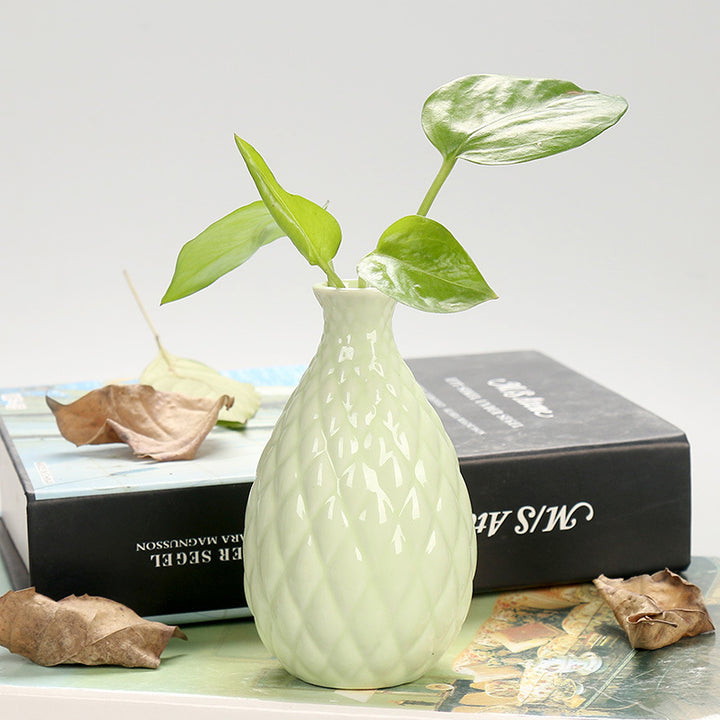 Decorative Textured Ceramic Flower Vase Stornfeild