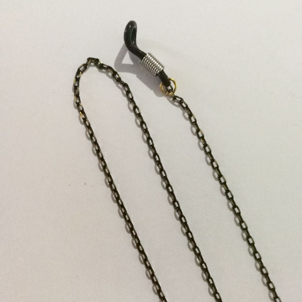 Elegant Eyewear Chain Stornfield