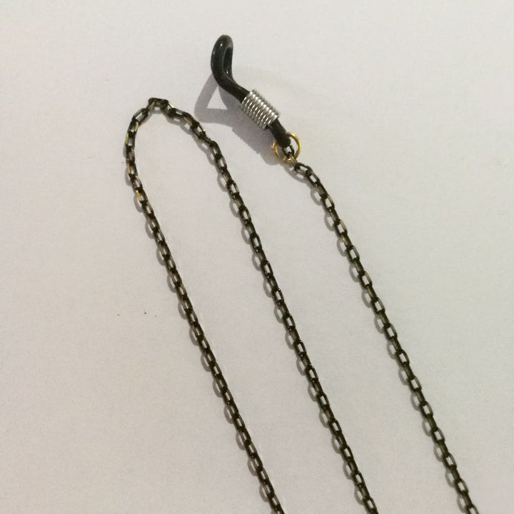 Elegant Eyewear Chain Stornfield