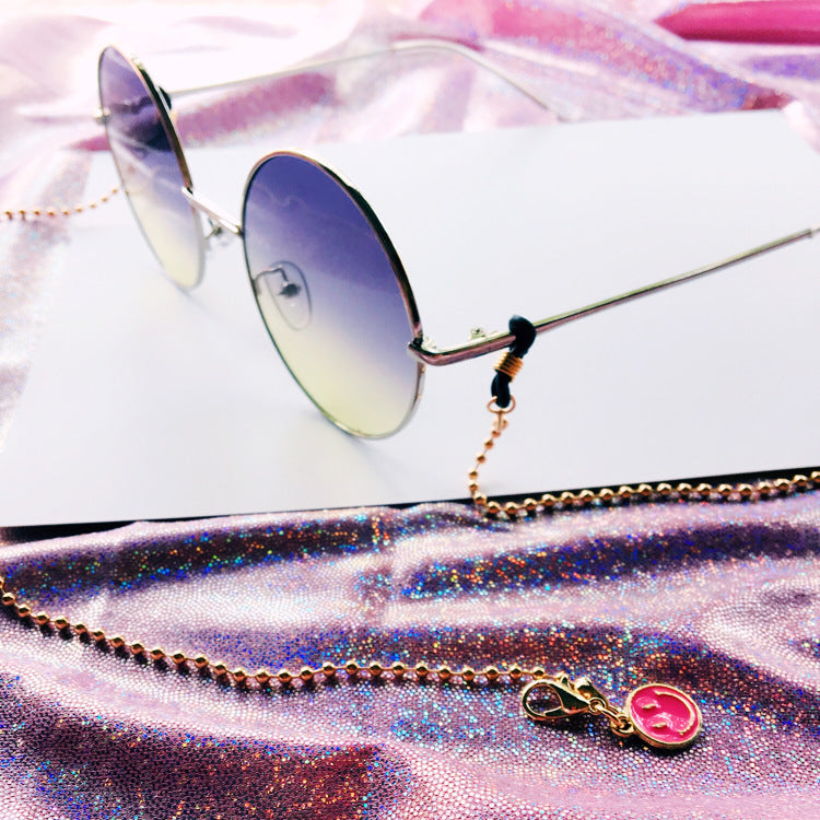 Fashionable glasses holder chain with elegant pearl beads Stornfield