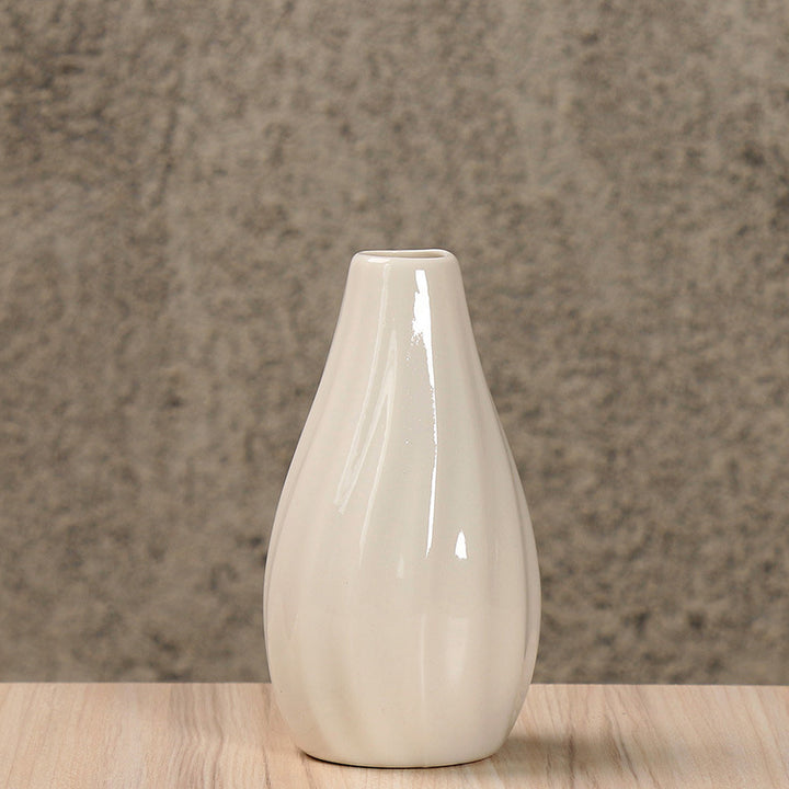 Elegant Ceramic Teardrop Vase Stornfeild