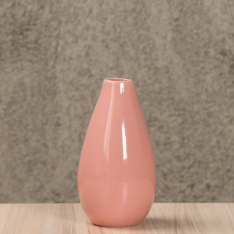 Elegant Ceramic Teardrop Vase Stornfeild