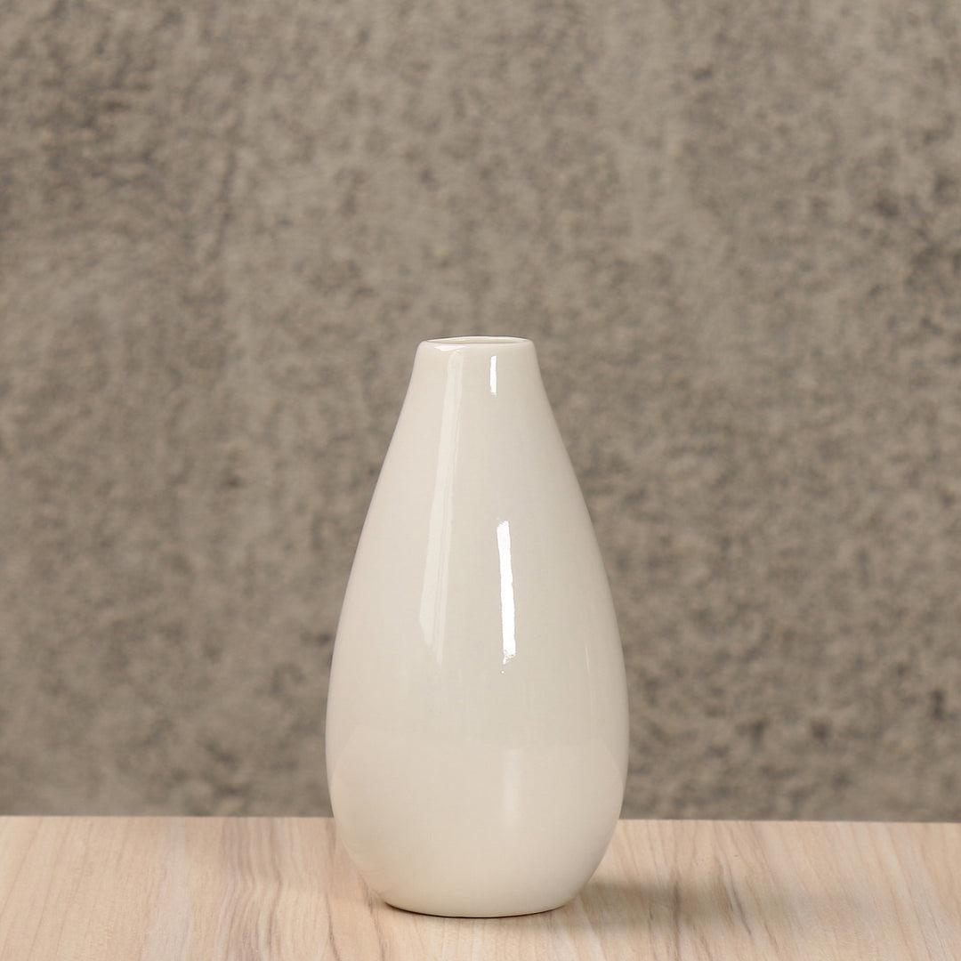 Elegant Ceramic Teardrop Vase Stornfeild