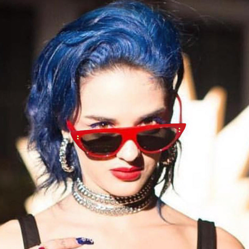 Chic Cat-Eye Sunglasses with Elevated Design Stornfield