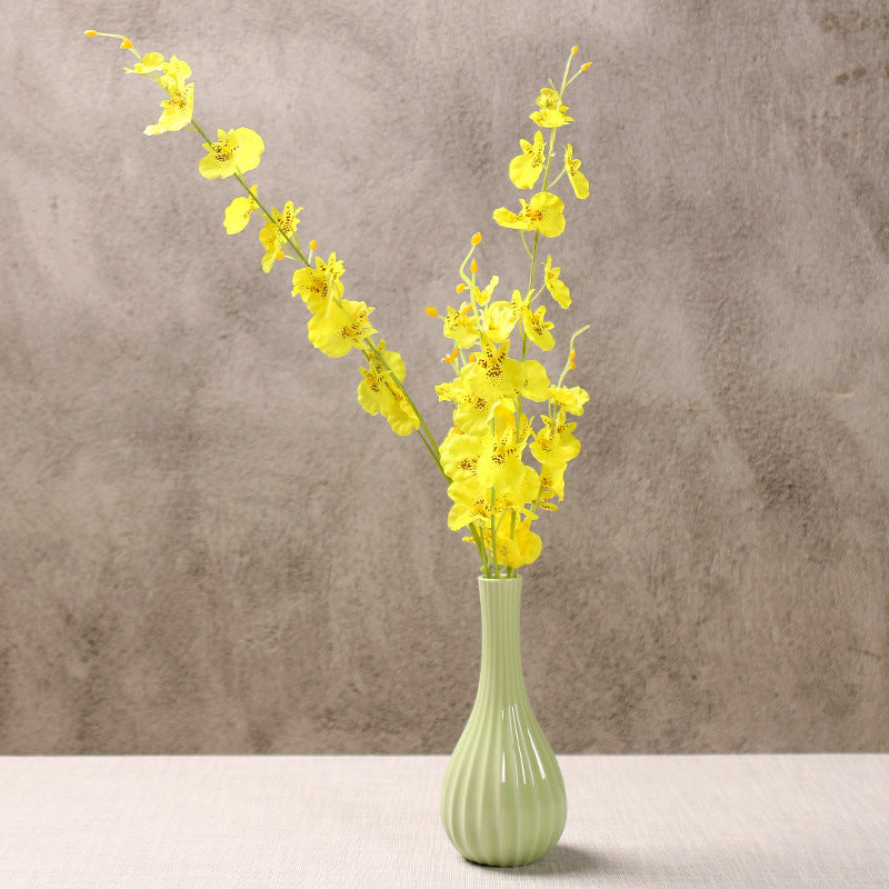 Elegant Flower Arrangement Vase Stornfeild