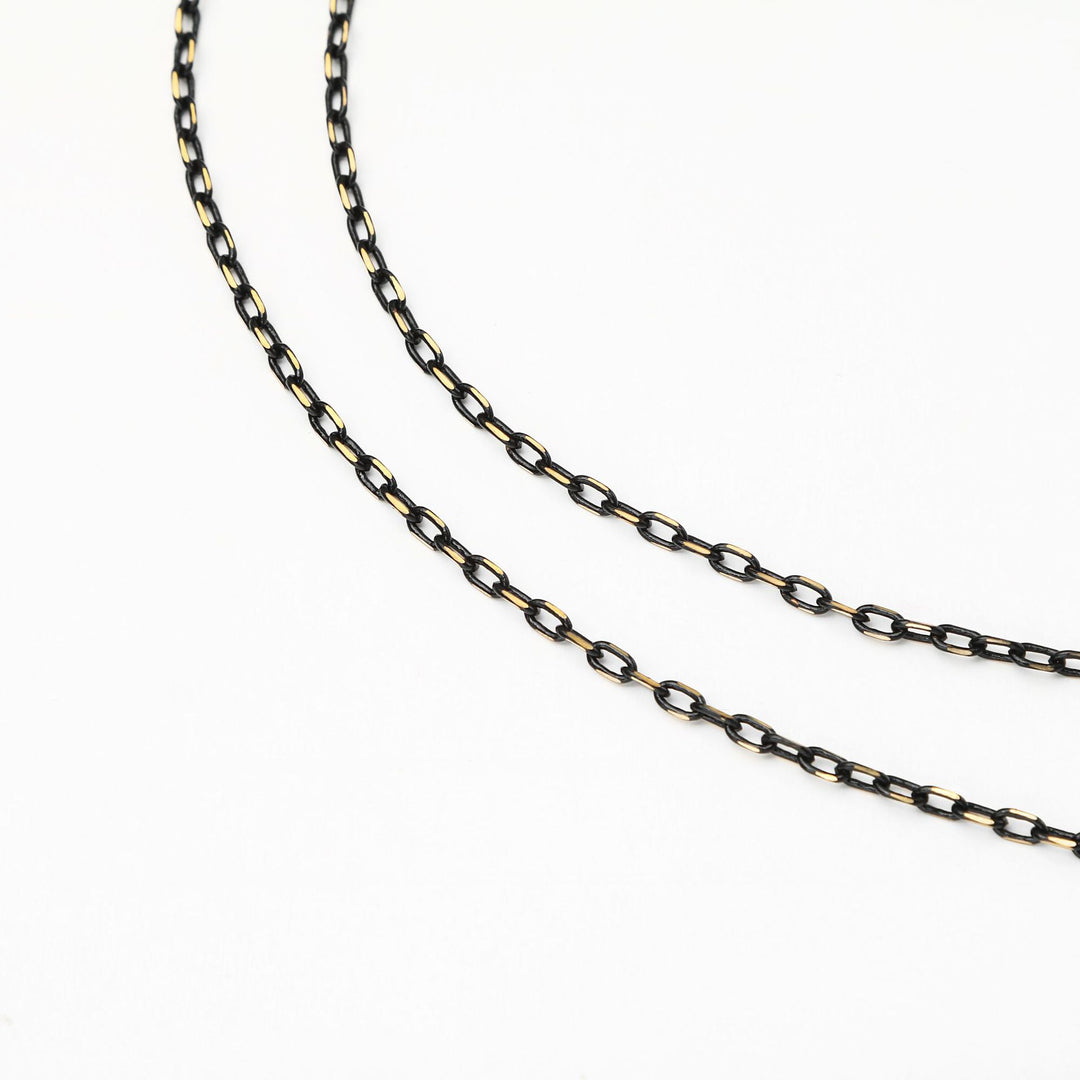 Elegant Eyewear Chain Stornfield