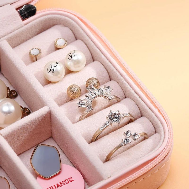 de bijoux - Store your treasures stylishly! | Stornfield