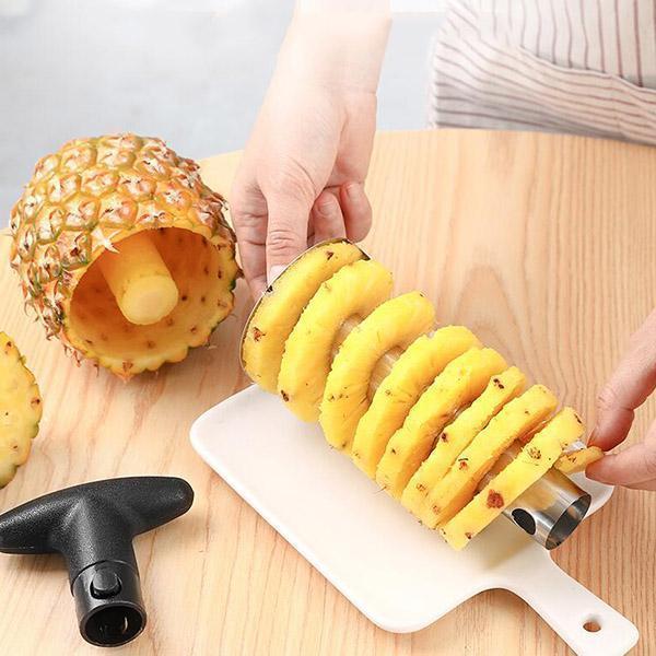 Stainless Steel Pineapple Corer | Stornfield