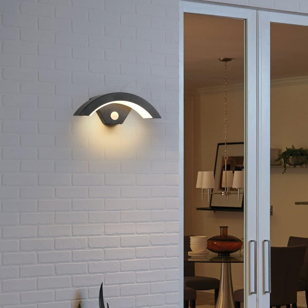 Stornfield Elegant Minimalist Design