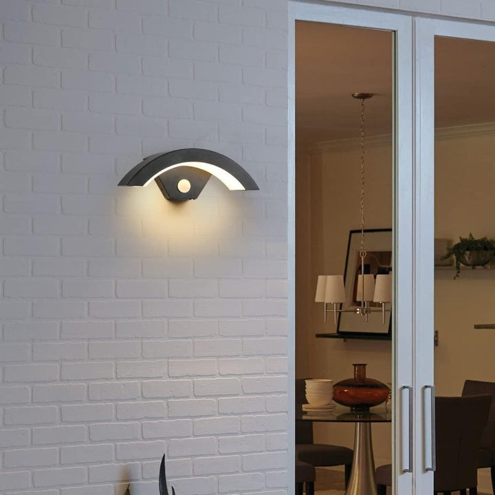 Stornfield Elegant Minimalist Design