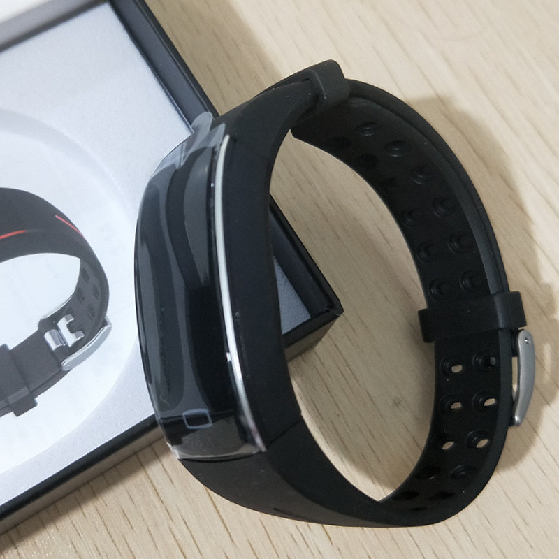 Sport Smartwatch with Activity Tracking | Stornfield