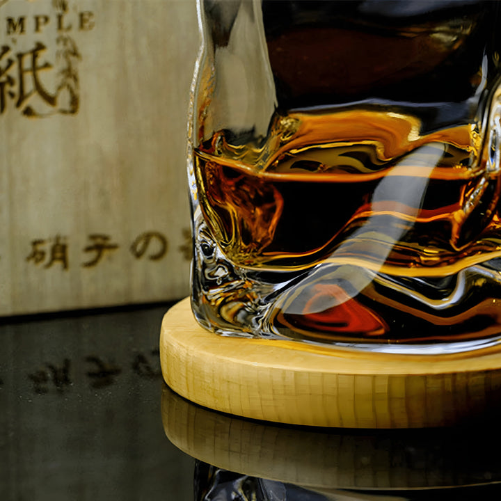 Whiskey glass in Edo Kiriko style – Handcut with unique crumple design | Stornfield
