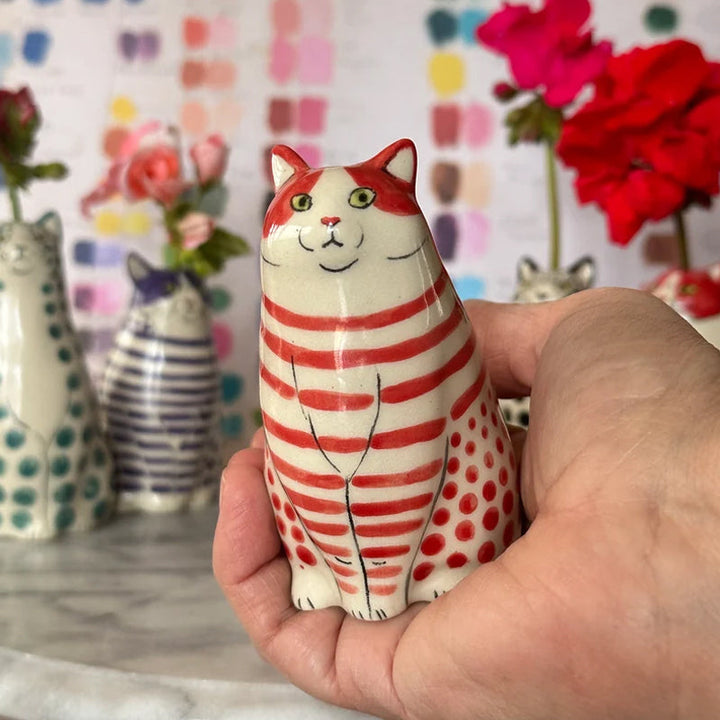 Stornfield | Dotted Cat Vase