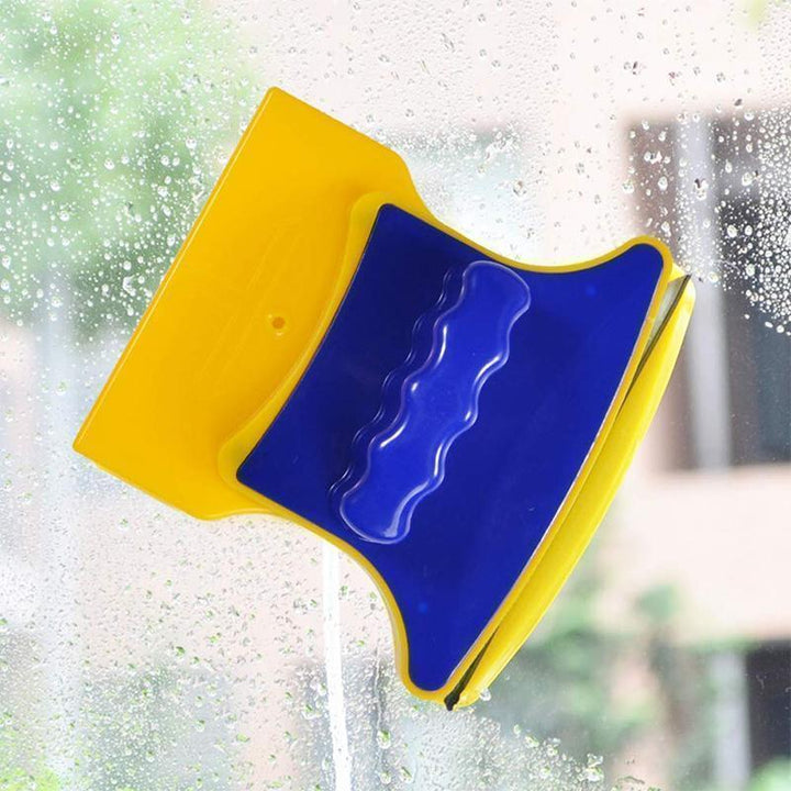 Magnetic Double-sided Window Cleaning Brush | Stornfield