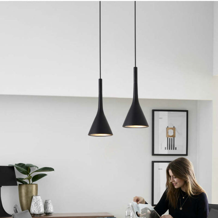 Modern Triangle Pendant Lamp - Trionda | Stornfield