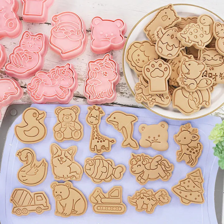 8pcs 3D Cartoon Pressable Cookie Cutters Biscuit Mold Cookie Stamp Set | Stornfield