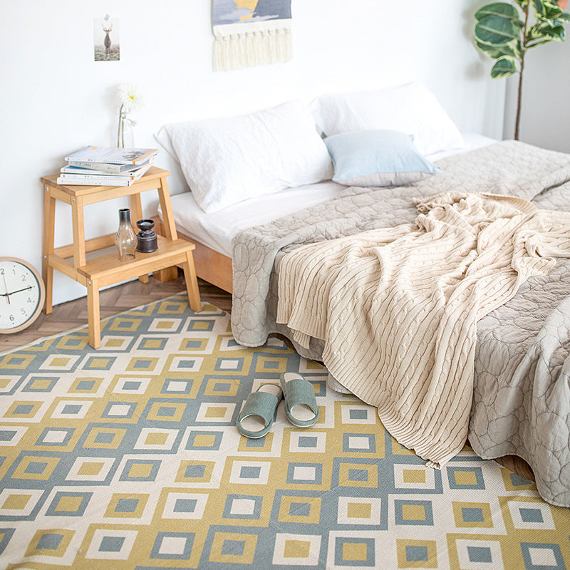 Flat-woven rectangular rug for living and entrance areas with quatrefoil pattern Stornfield