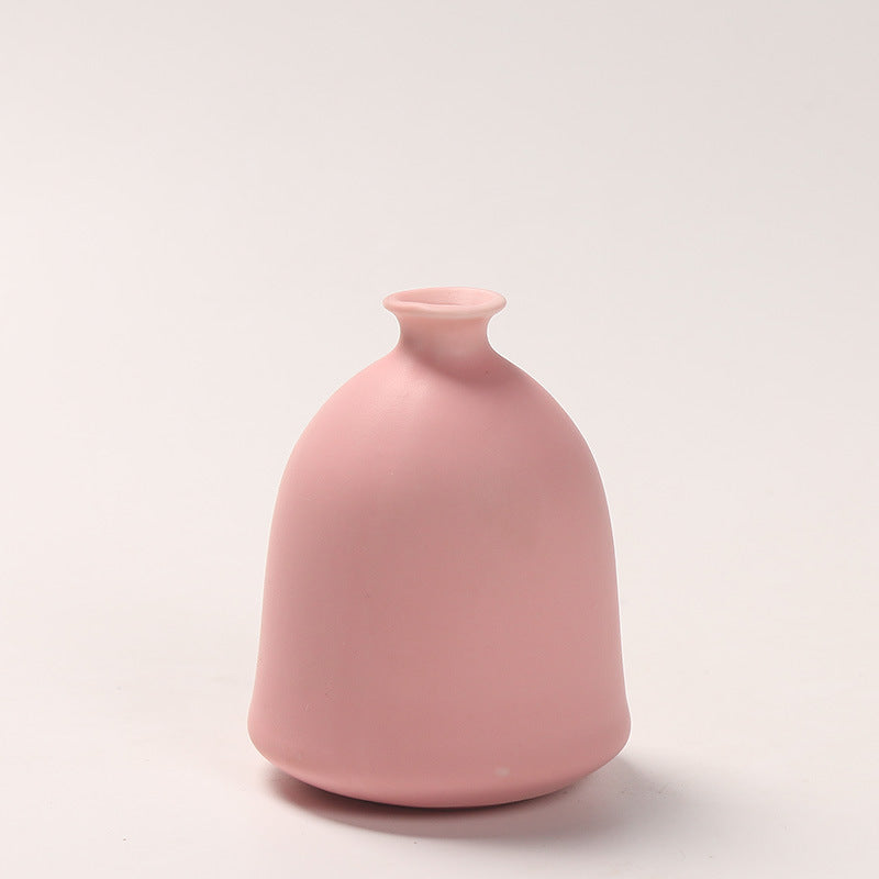Minimalist Ceramic Bud Vase Stornfeild