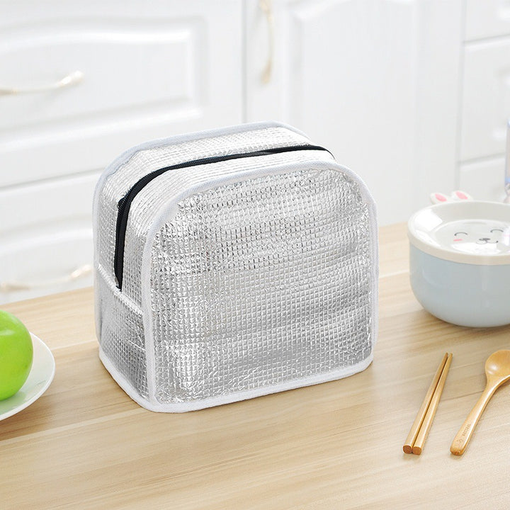Cooling bag with insulating properties and practical compartment design Stornfield