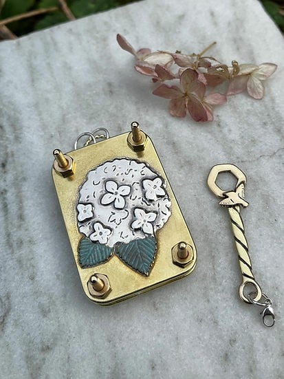 Stornfield | Mini Flower Press | Compact Botanical Keepsake Maker | Portable Craft Tool